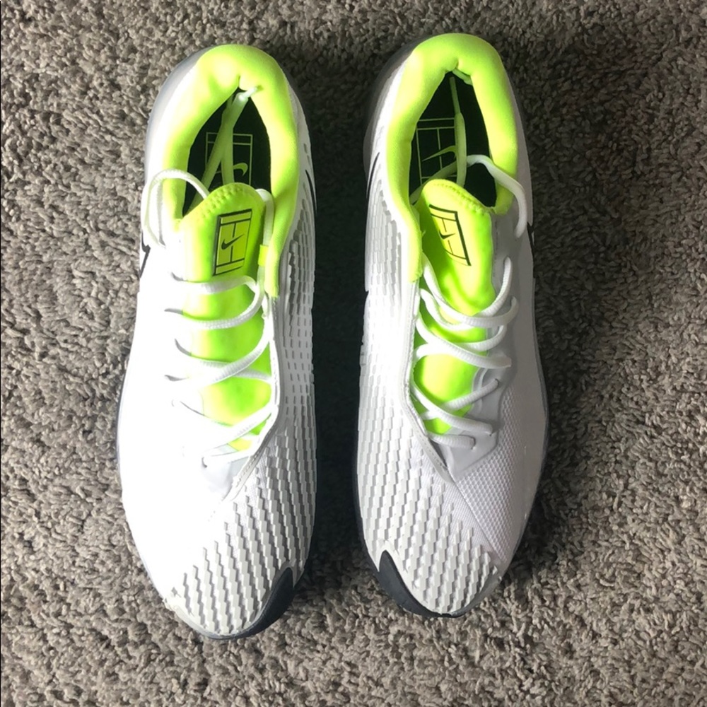 Men’s Nike shoes